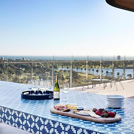 Tyrian Albert Park Lake Melbourne Exterior foto The pool at the Westin