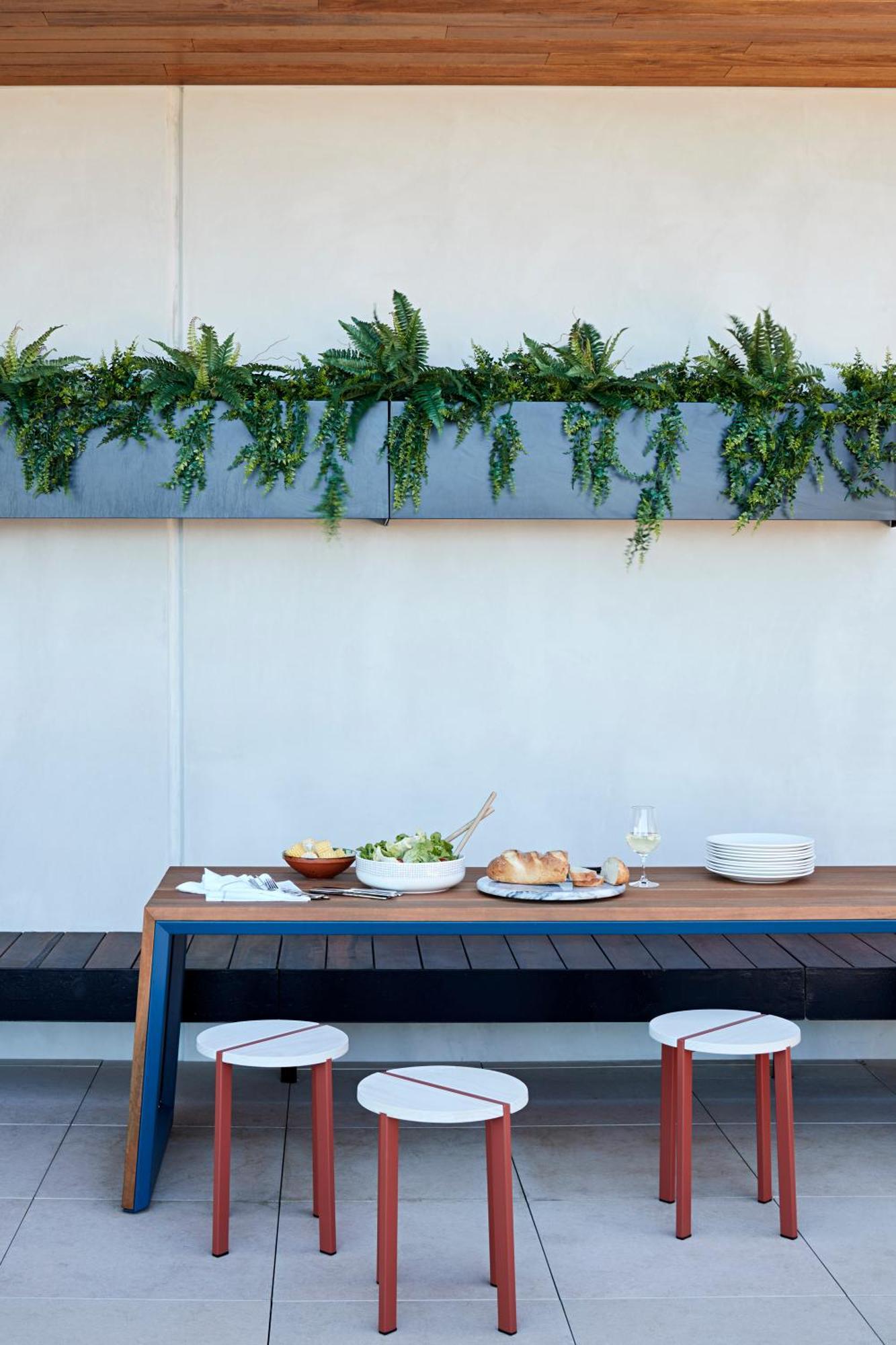 Tyrian Albert Park Lake Melbourne Exterior foto A balcony garden